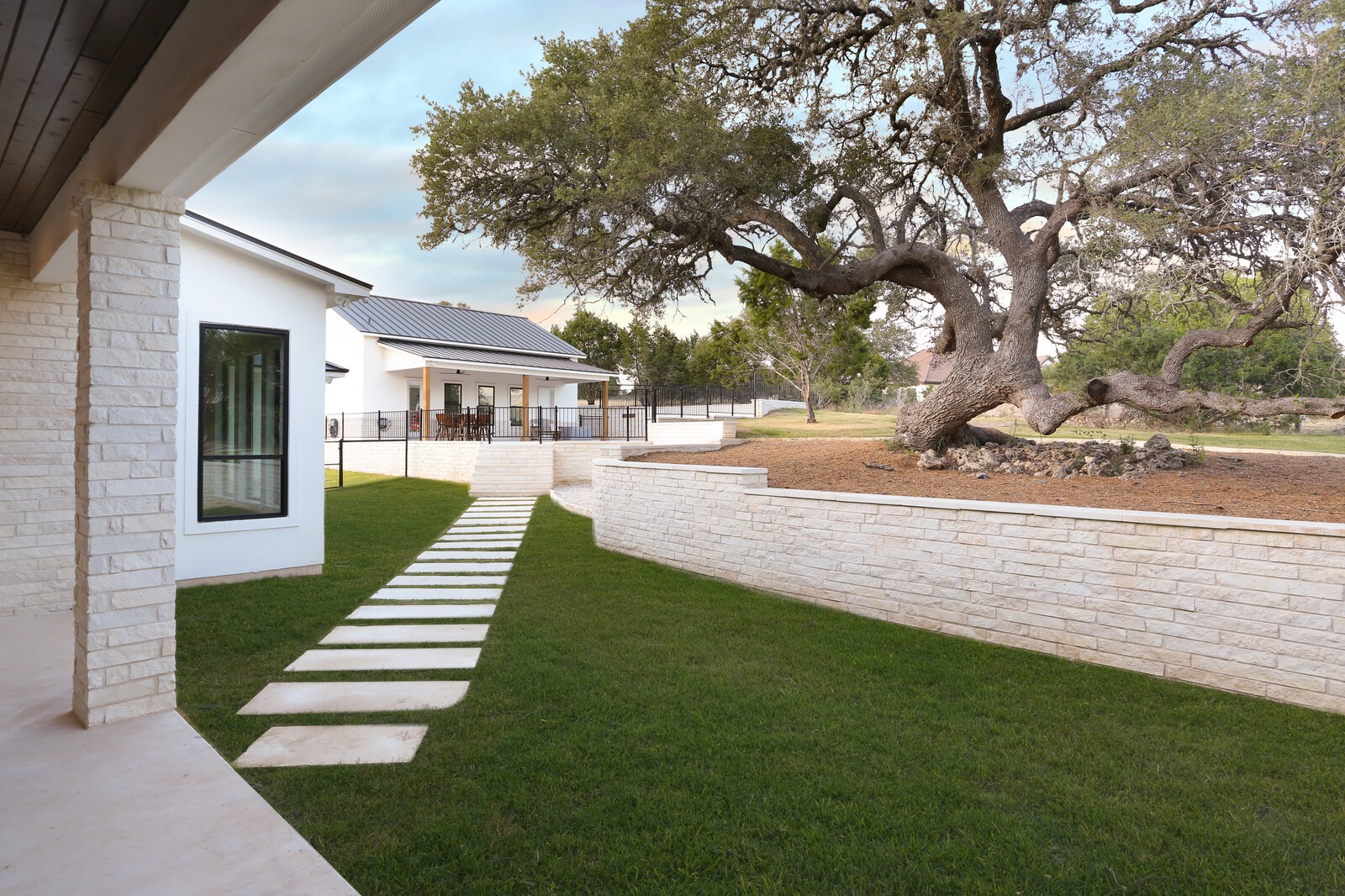 53_1027_Riesling_35_mls